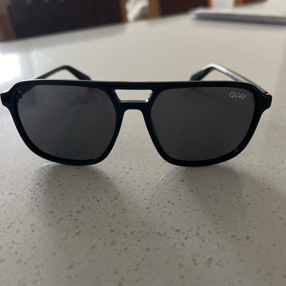 Quay - On The Fly Large Sunglasses